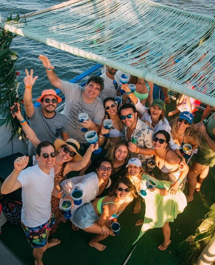 festa_no_barco